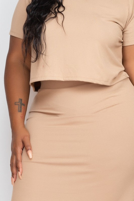 Plus size Ribbed Solid Top & Midi Skirt Set