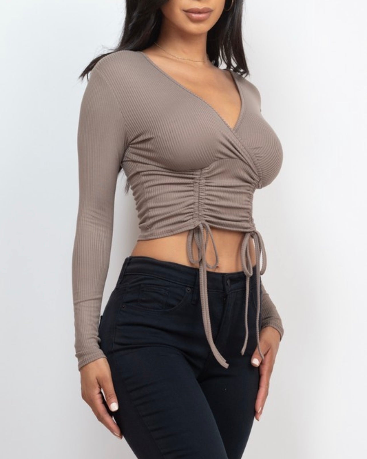 Merleigh Long Sleeve Crop Top - SKYE KIYOMI BEAUTY, LLC