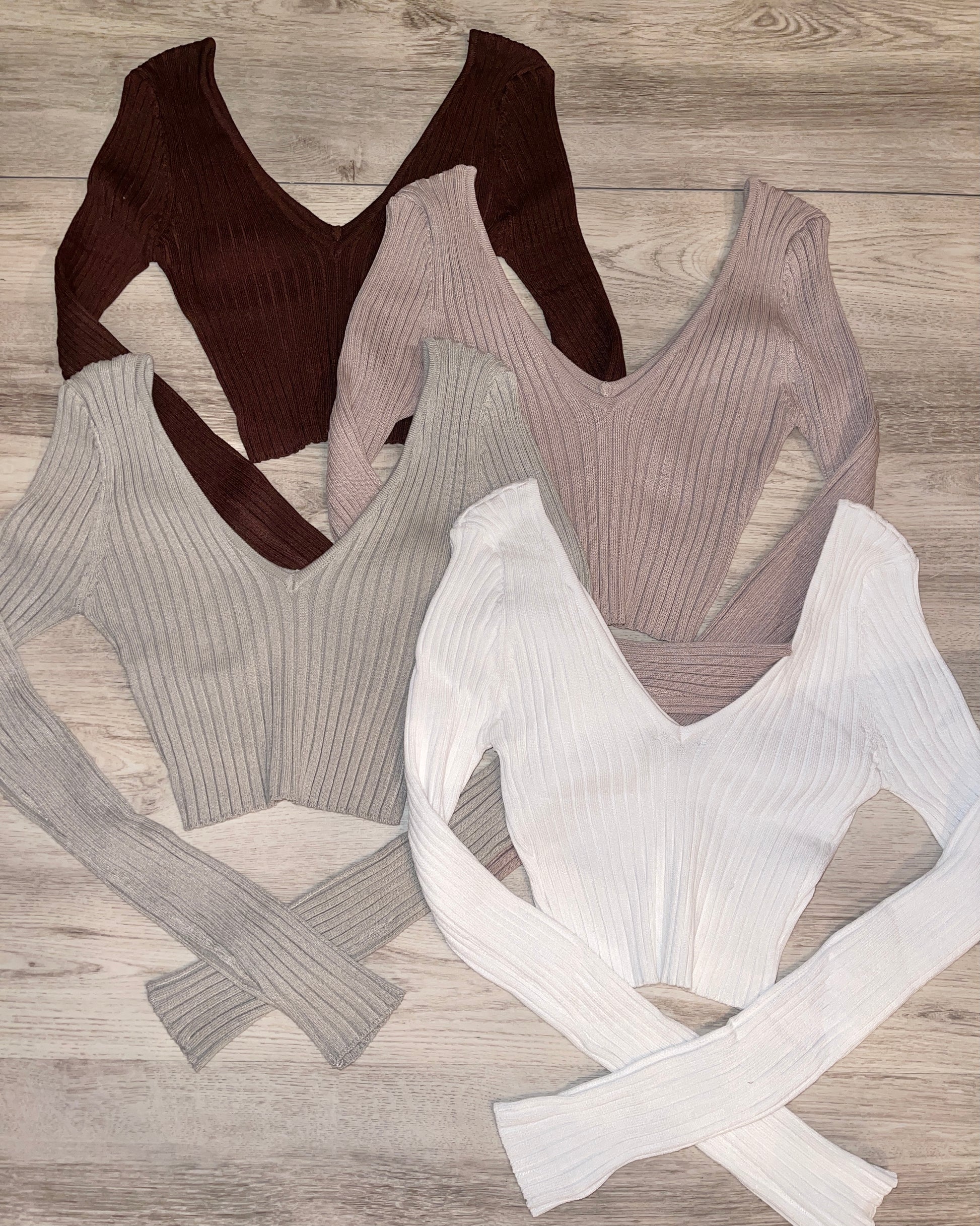 Kelli V-Neck Top - SKYE KIYOMI BEAUTY, LLC