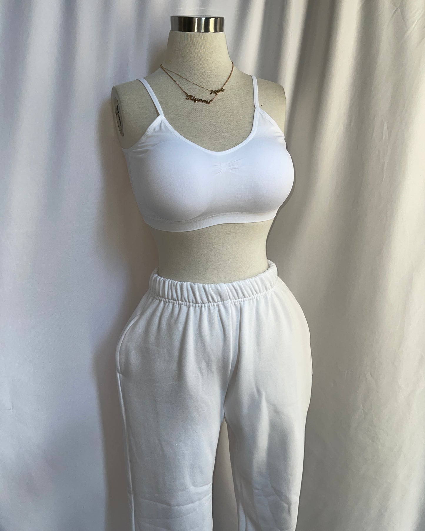 Le Blanc Jogger Set - SKYE KIYOMI BEAUTY, LLC