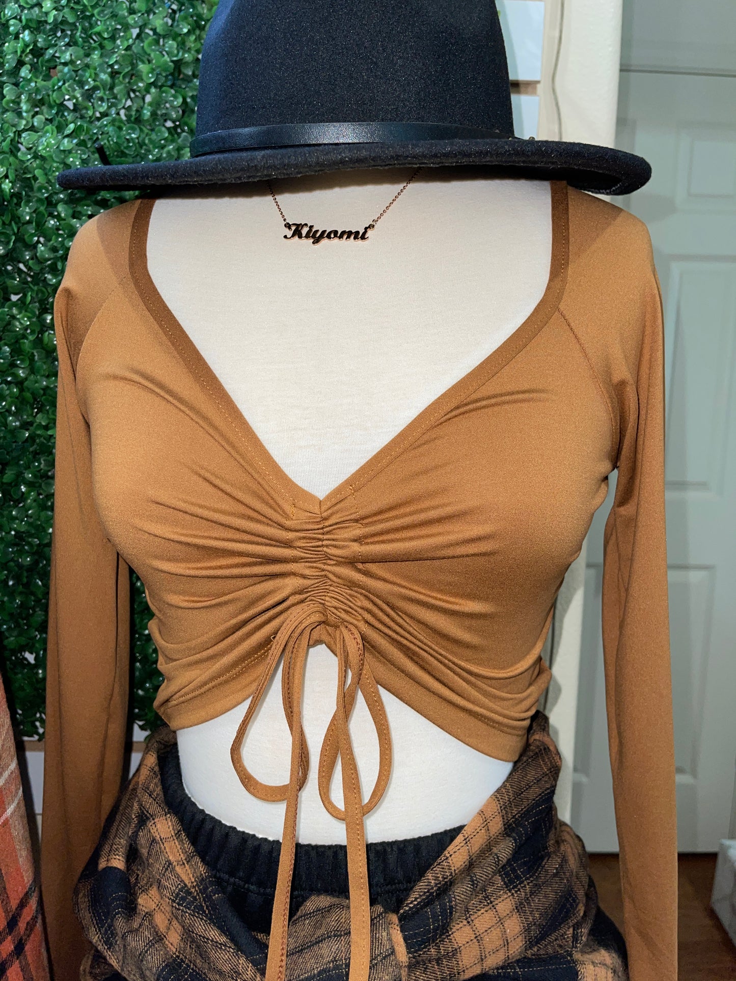 Hold Me Close Crop Top - SKYE KIYOMI BEAUTY, LLC