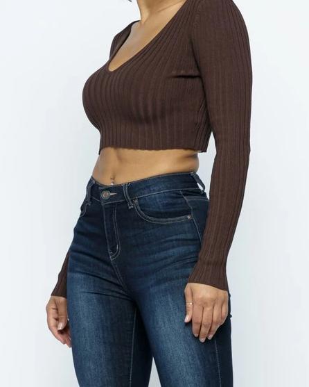 Kelli V-Neck Top - SKYE KIYOMI BEAUTY, LLC#tops#bottoms#ootd#affordablefashion#affordablestyle#boutiqueshopping#sets#shortsets#pantsets#outerwear