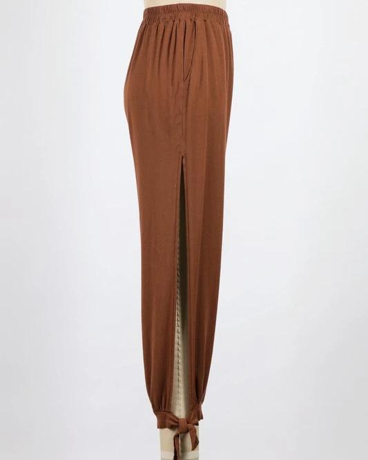 Miranda Side-Slit Pants - SKYE KIYOMI BEAUTY, LLC#tops#bottoms#ootd#affordablefashion#affordablestyle#boutiqueshopping#sets#shortsets#pantsets#outerwear