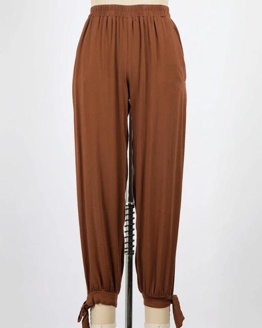 Miranda Side-Slit Pants - SKYE KIYOMI BEAUTY, LLC#tops#bottoms#ootd#affordablefashion#affordablestyle#boutiqueshopping#sets#shortsets#pantsets#outerwear
