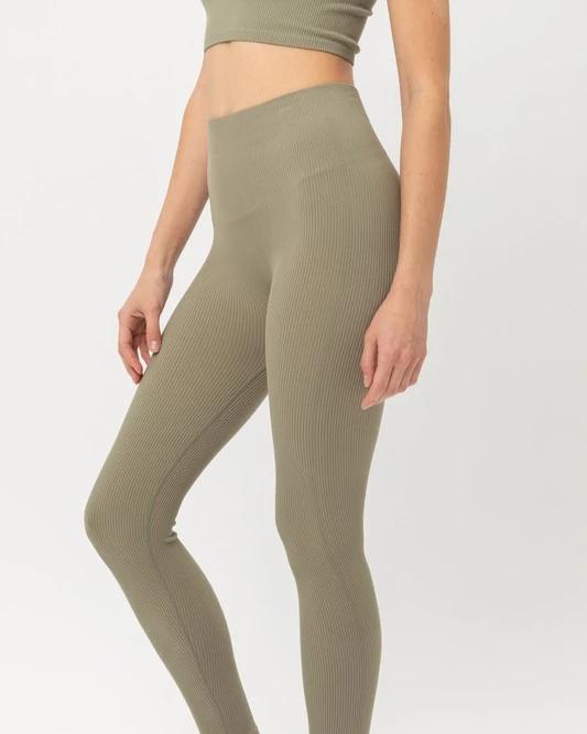 Shanna Workout Leggings Set - SKYE KIYOMI BEAUTY, LLC#tops#bottoms#ootd#affordablefashion#affordablestyle#boutiqueshopping#sets#shortsets#pantsets#outerwear
