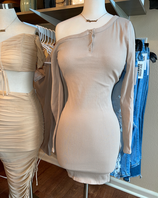 Isabella Off Shoulder Mini Dress - SKYE KIYOMI BEAUTY, LLC
