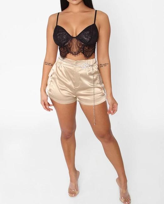 Lara Cargo Shorts - SKYE KIYOMI BEAUTY, LLC#tops#bottoms#ootd#affordablefashion#affordablestyle#boutiqueshopping#sets#shortsets#pantsets#outerwear