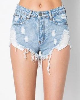 Oh She Cute Shorts - SKYE KIYOMI BEAUTY, LLC#tops#bottoms#ootd#affordablefashion#affordablestyle#boutiqueshopping#sets#shortsets#pantsets#outerwear