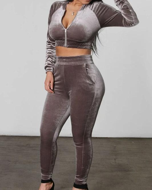 Tracy Velour Track Pants Set - SKYE KIYOMI BEAUTY, LLC#tops#bottoms#ootd#affordablefashion#affordablestyle#boutiqueshopping#sets#shortsets#pantsets#outerwear