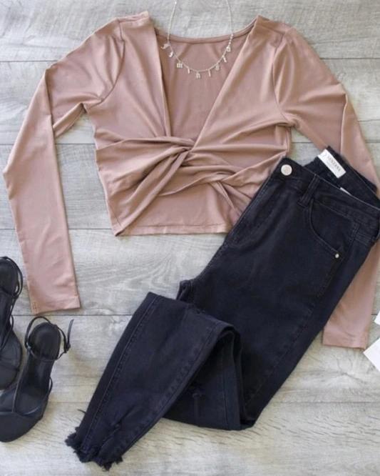 Twist It Up Crop Top - SKYE KIYOMI BEAUTY, LLC#tops#bottoms#ootd#affordablefashion#affordablestyle#boutiqueshopping#sets#shortsets#pantsets#outerwear